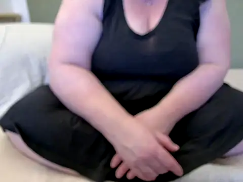 Snapshot of MarthaBriest chatting on 6, 7, 2026 MarthaBriest online show from 6, 7, 2026