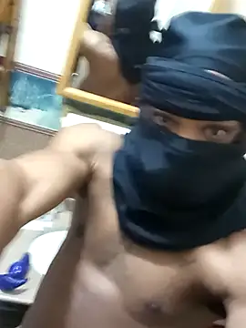 Snapshot of MaskOn_DOut chatting on 17, 10, 2025 MaskOn DOut online show from 17, 10, 2025