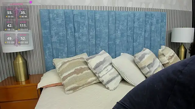 Snapshot of pretty_sunlight_ chatting on 16, 10, 2025 pretty sunlight online show from 16, 10, 2025