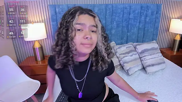 Snapshot of pretty_sunlight_ chatting on 1, 3, 2026 pretty sunlight online show from 1, 3, 2026