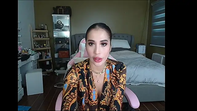 aya saki online show from 4, 2, 2025