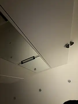 Snapshot of sameQ8 chatting on 5, 1, 2025 sameQ8 online show from 5, 1, 2025