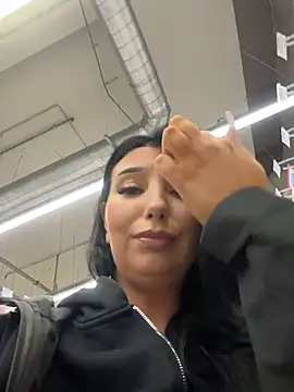 Tisha Busty online show from 10, 4, 2026