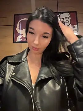 Tisha Busty online show from 30, 5, 2026