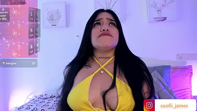 Snapshot of Sofi-James chatting on 2, 1, 2025 Sofi-James online show from 2, 1, 2025
