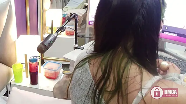 Snapshot of brigiitte_rohan chatting on 14, 3, 2025 brigiitte rohan online show from 14, 3, 2025