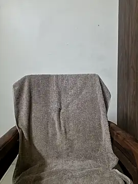 MIss-Naina online show from 5, 3, 2025