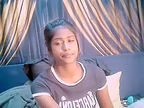 Snapshot of indiantimtim4u chatting on 15, 12, 2024 indiantimtim4u online show from 15, 12, 2024