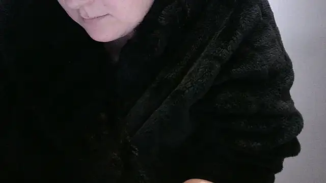 busty-bella1 online show from 28, 11, 2025