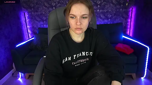 MaribelRiverr  online show from 16, 3, 2025