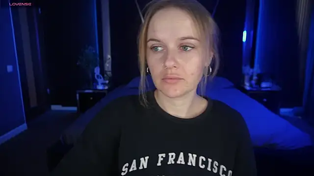 MaribelRiverr  online show from 28, 9, 2025