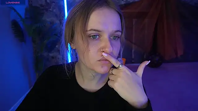 MaribelRiverr  online show from 28, 10, 2025