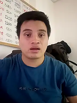 Snapshot of ahntony__69 chatting on 4, 11, 2025 ahntony 69 online show from 4, 11, 2025