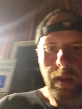 Snapshot of Okie2669 chatting on 15, 4, 2026 Okie2669 online show from 15, 4, 2026