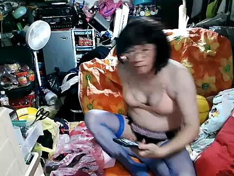 Snapshot of jamescheng27390 chatting on 8, 4, 2026 jamescheng27390 online show from 8, 4, 2026