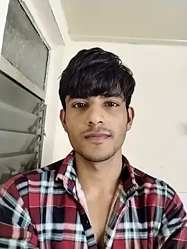 kingkartik7 online show from 7, 3, 2025