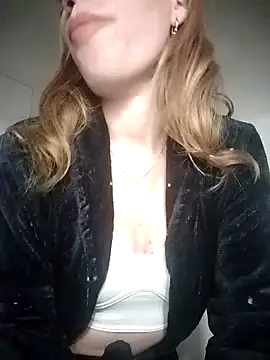 EvaRush online show from 5, 10, 2025