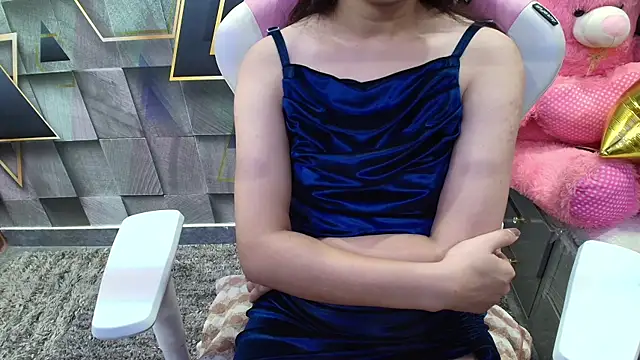 Snapshot of YourKusu chatting on 3, 11, 2025 YourKusu online show from 3, 11, 2025