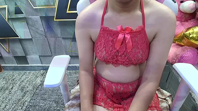 Snapshot of YourKusu chatting on 11, 11, 2025 YourKusu online show from 11, 11, 2025