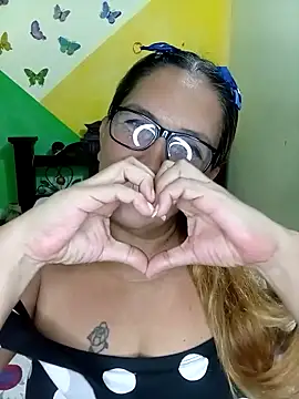 mom son dirty online show from 25, 4, 2026