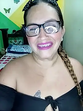 mom son dirty online show from 28, 4, 2026