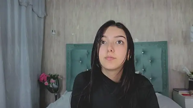 Marcelaa fox online show from 11, 9, 2025