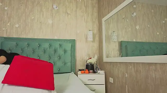 Marcelaa fox online show from 13, 11, 2025