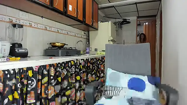 RachelJones  online show from 18, 12, 2024