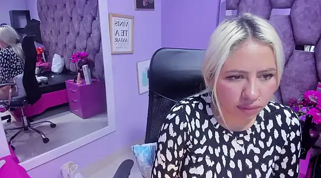 ConstansBlonde online show from 5, 12, 2024