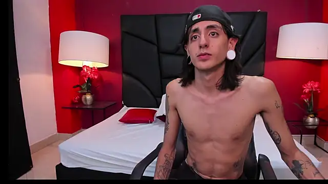 Matthew Dixonn online show from 10, 1, 2025