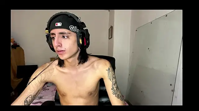 Matthew Dixonn online show from 5, 2, 2025