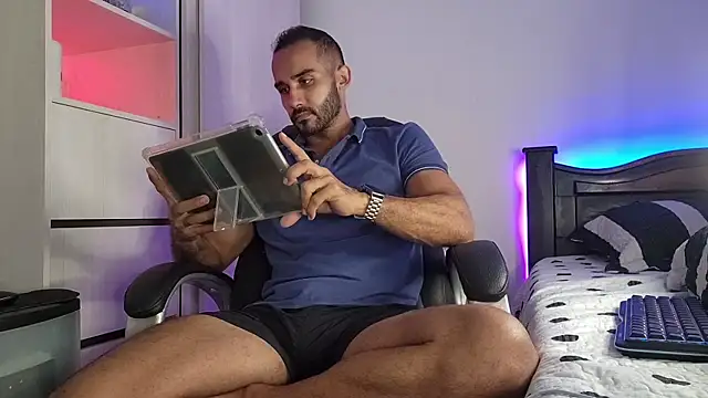 Snapshot of orion1993 chatting on 3, 12, 2024 orion1993 online show from 3, 12, 2024