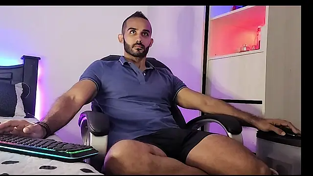 Snapshot of orion1993 chatting on 14, 12, 2024 orion1993 online show from 14, 12, 2024