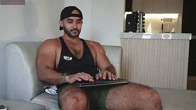 Snapshot of orion1993 chatting on 6, 10, 2025 orion1993 online show from 6, 10, 2025