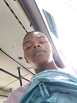 Snapshot of CamiEstrada chatting on 27, 1, 2025 CamiEstrada online show from 27, 1, 2025