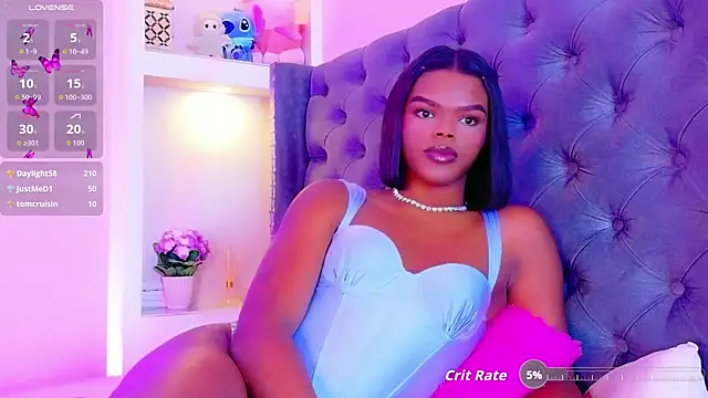 Snapshot of CamiEstrada chatting on 1, 12, 2025 CamiEstrada online show from 1, 12, 2025