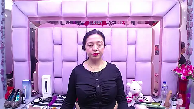 Snapshot of slut_anal_ chatting on 13, 9, 2025 slut anal online show from 13, 9, 2025