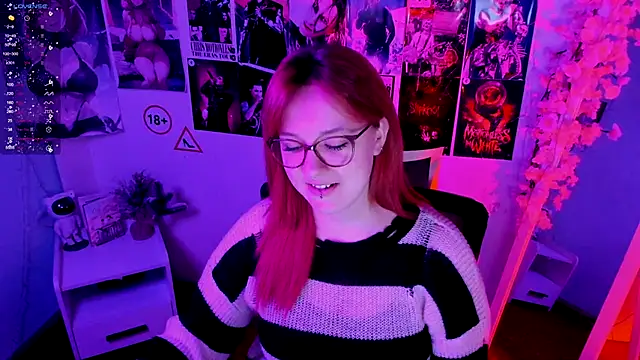 Snapshot of Rudy_02 chatting on 13, 12, 2025 Rudy 02 online show from 13, 12, 2025