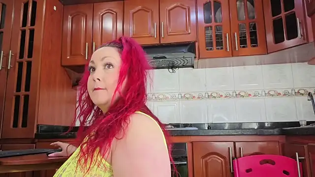 Snapshot of MirandaRossi chatting on 11, 5, 2026 MirandaRossi online show from 11, 5, 2026