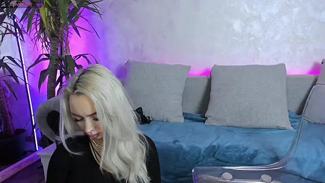 BambiAndAyline online show from 5, 2, 2025