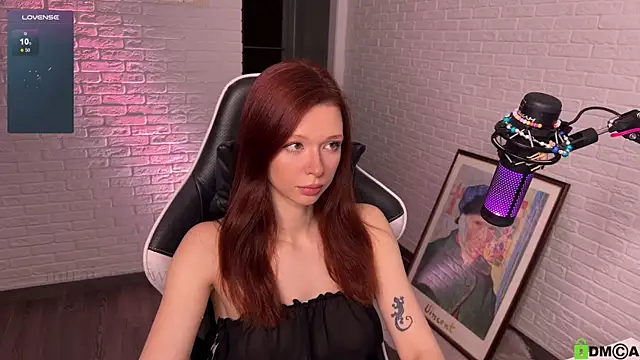 Snapshot of mirai_meeow chatting on 1, 2, 2025 mirai meeow online show from 1, 2, 2025