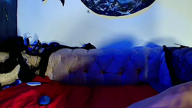 kira mz online show from 20, 10, 2025