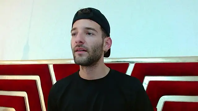 Snapshot of Christopher_saint chatting on 22, 5, 2026 Christopher saint online show from 22, 5, 2026