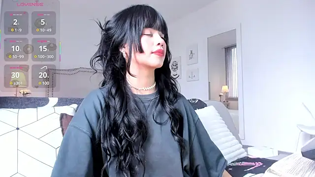 HannaKim online show from 7, 3, 2025