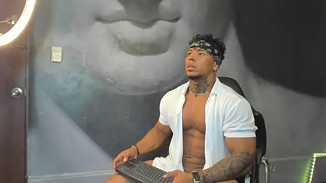 bradley smith online show from 1, 2, 2025