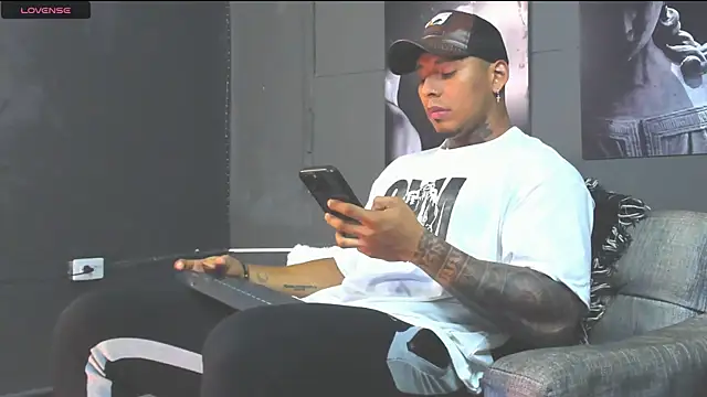 Snapshot of bradley_smith chatting on 11, 7, 2026 bradley smith online show from 11, 7, 2026