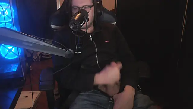 chicostick413 online show from 10, 11, 2025