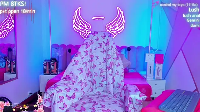 sallybrown  online show from 27, 4, 2026