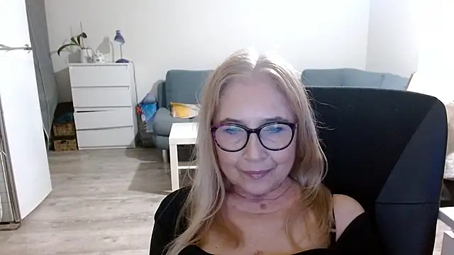 sofia xkiss online show from 13, 2, 2025