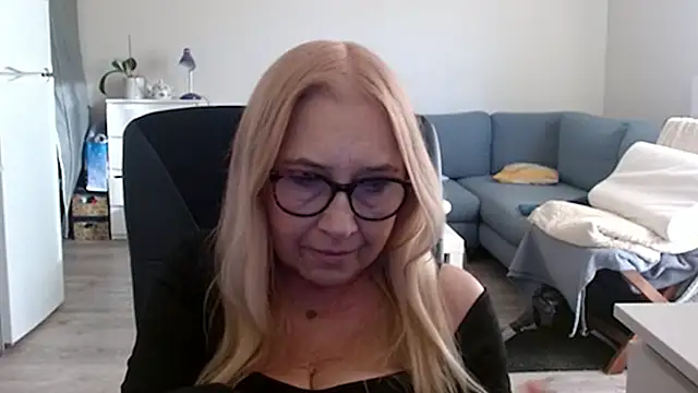 sofia xkiss online show from 20, 2, 2025